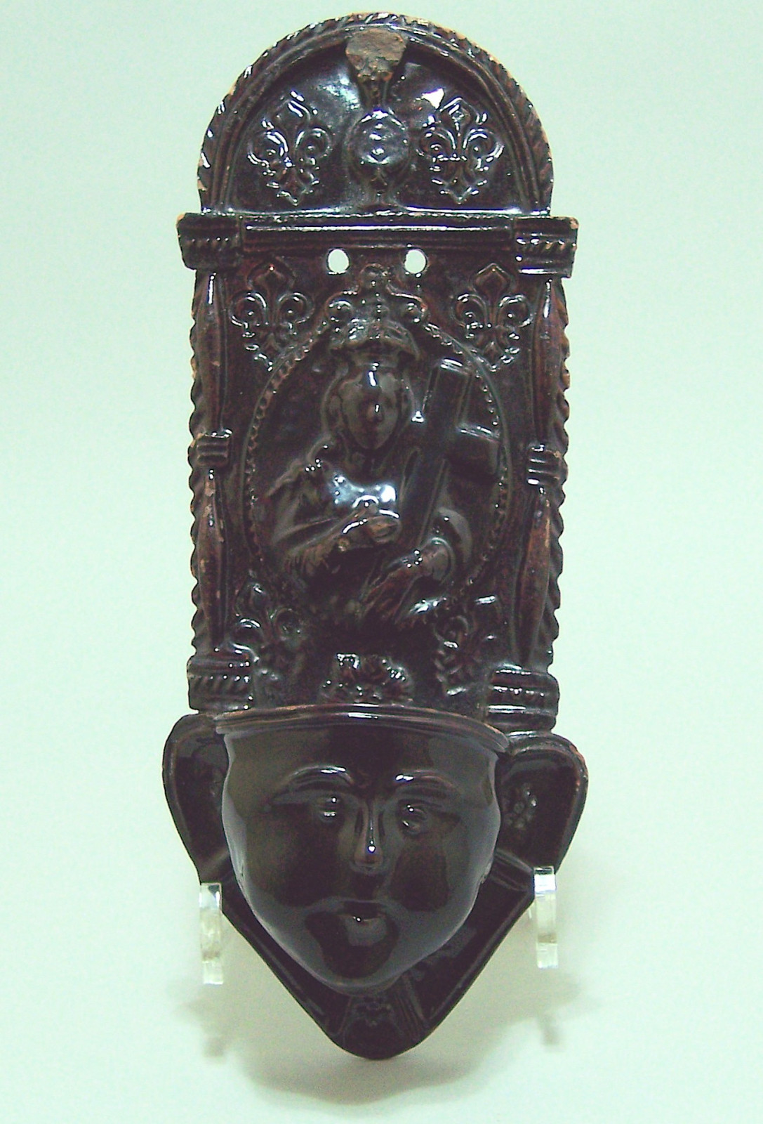 Important bénitier en terre vernissée - XVIIIe Siècle