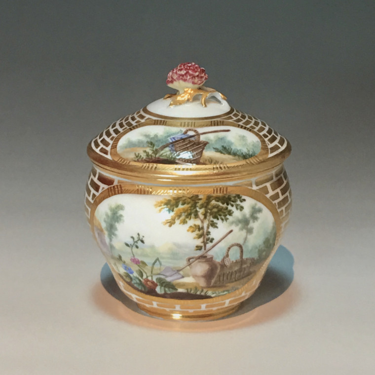 Sugar Pot Hébert in soft porcelain of the eighteenth century Sèvres - 1770