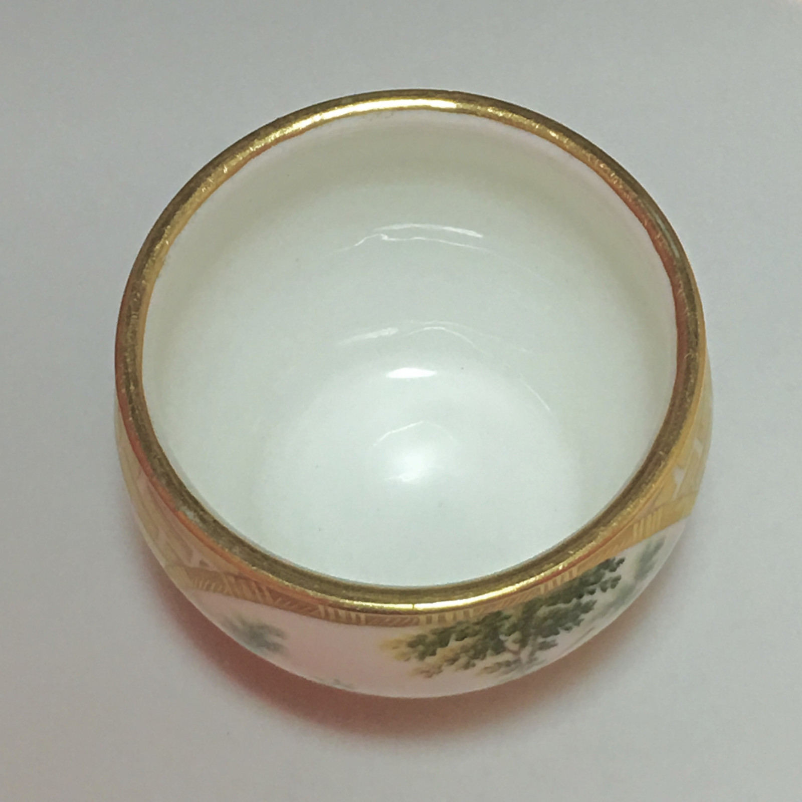 Sèvres - Pot à sucre Hébert en porcelaine tendre du XVIIIe siècle - vers 1770