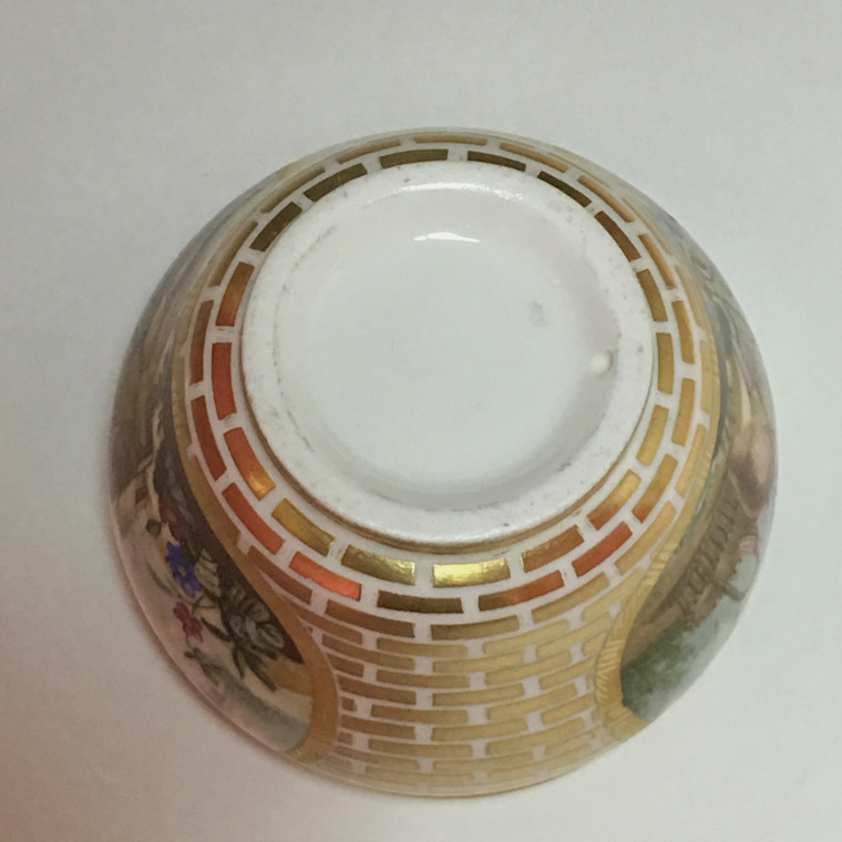 Sugar Pot Hébert in soft porcelain of the eighteenth century Sèvres - 1770