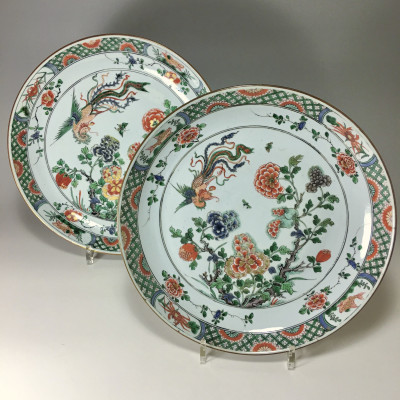 Paire de coupes aux émaux de la famille verte en porcelaine de Chine d’époque Kangxi (1662-1722)