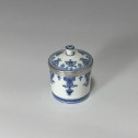 Pot for makeup in soft porcelain of Saint-Cloud - early eighteenth century