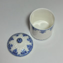 Pot for makeup in soft porcelain of Saint-Cloud - early eighteenth century