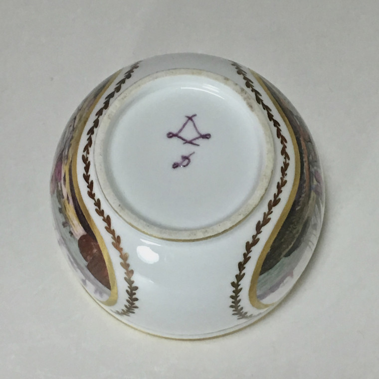 Sèvres - Sugar pot with port scene decoration - Eighteenth century