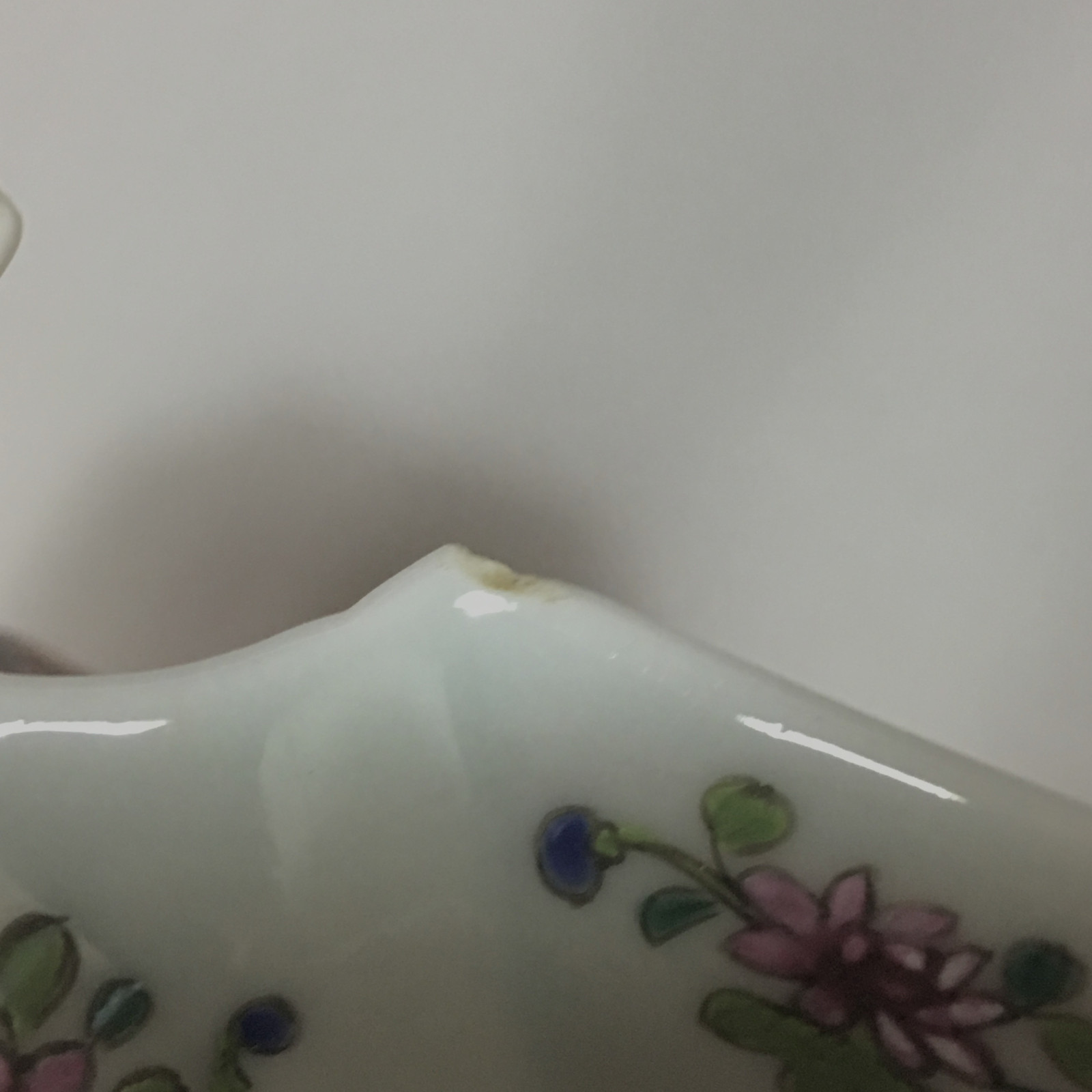 China - Pair of vases of the rose family - Qing Dynasty, eighteenth century