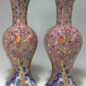 China - Pair of vases of the rose family - Qing Dynasty, eighteenth century
