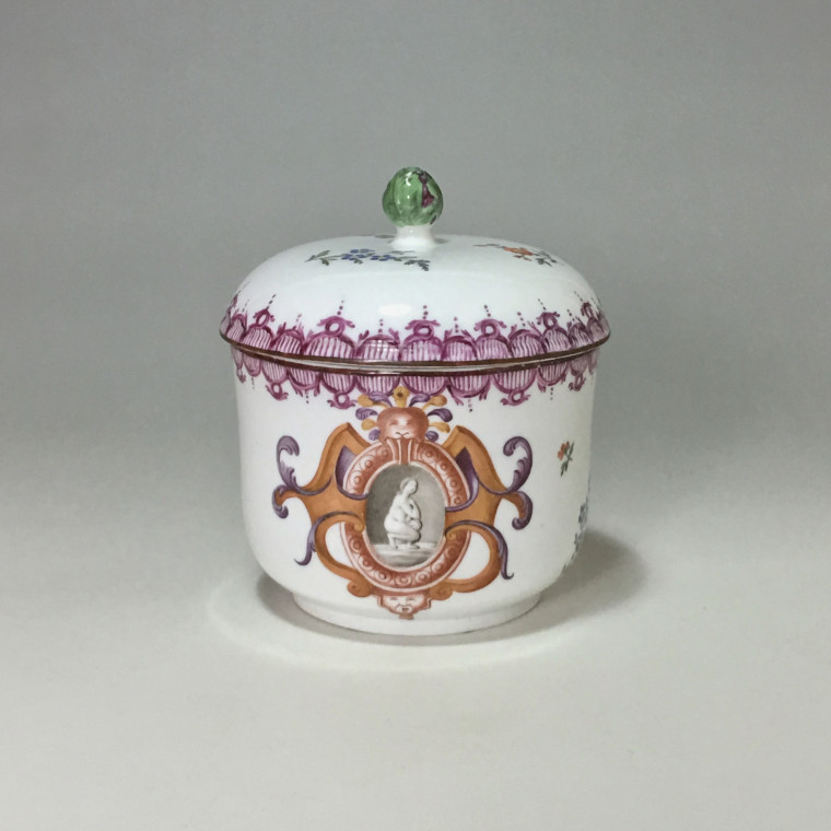 Pot à sucre en porcelaine de Frankenthal - vers 1775