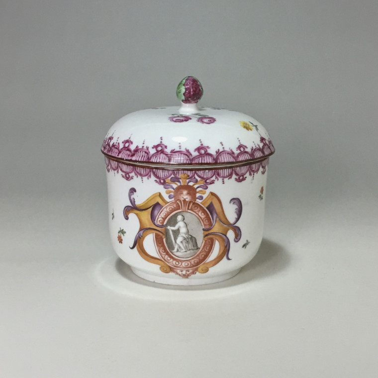 Pot à sucre en porcelaine de Frankenthal - vers 1775