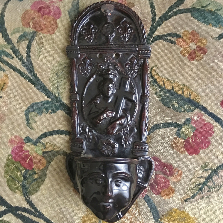 Important bénitier en terre vernissée - XVIIIe Siècle