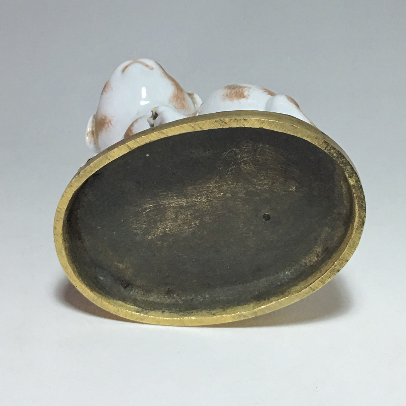 Petit chiot en porcelaine japonaise de Kutani - XIXe siècle