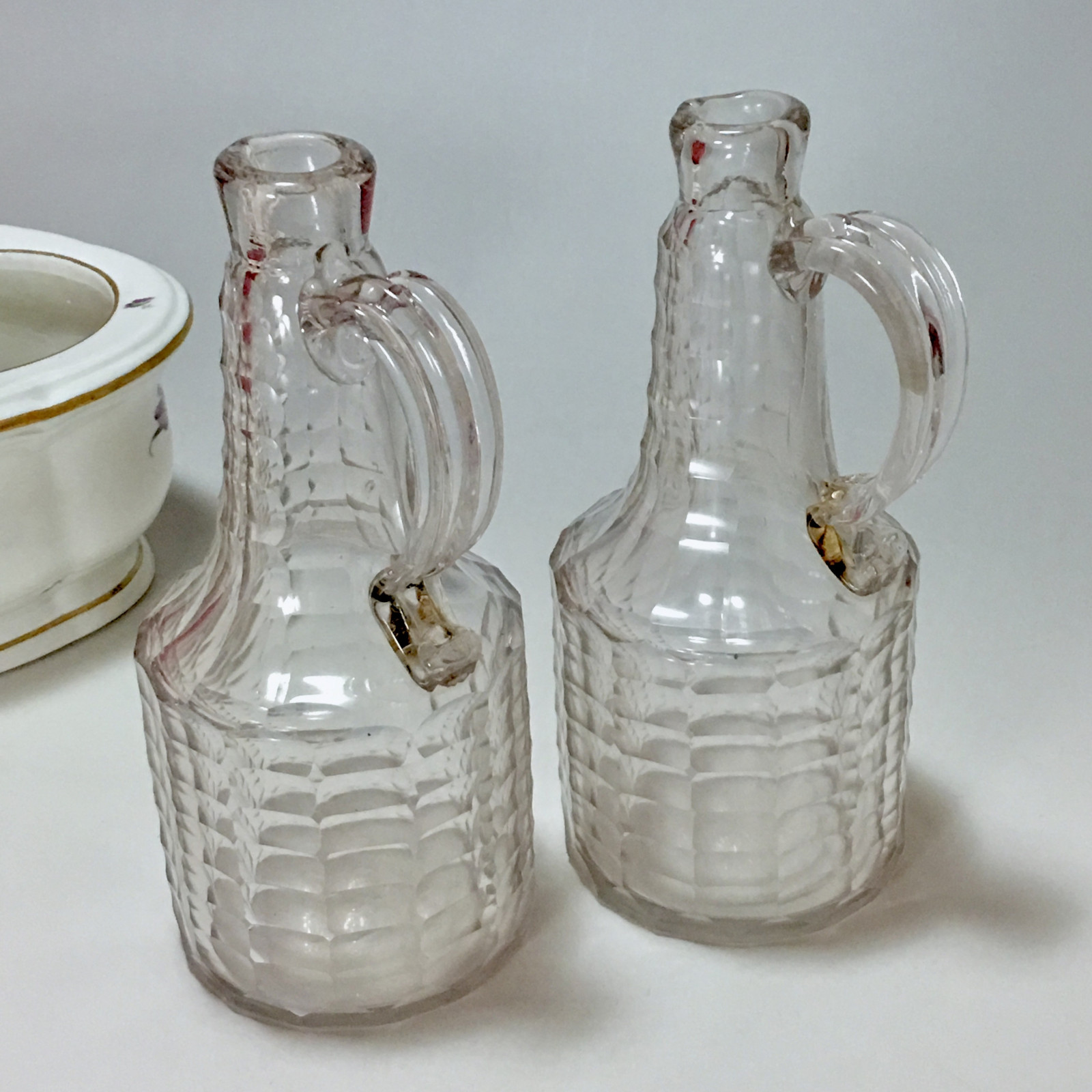 Frankenthal - Cruet set decorated with landscapes - 18th century