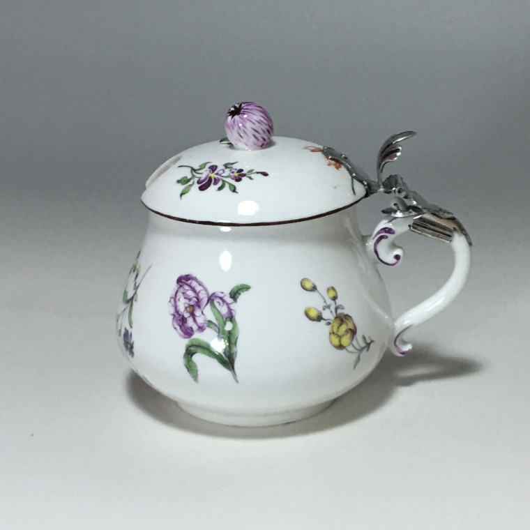 Höchst Porcelain Covered Mustard - circa 1750 - 1763