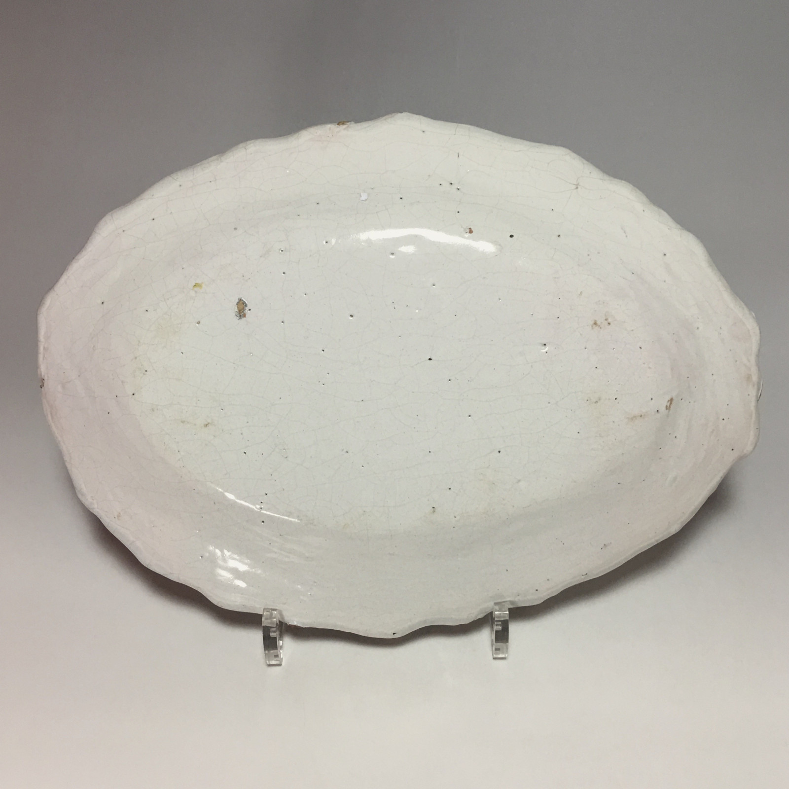 Southwest - Dish with a gardener's decor - late eighteenth century