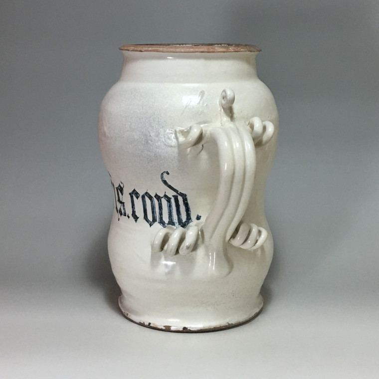 Rare large albarello in majolica from Lyon - End of the sixteenth - beginning of the seventeenth century