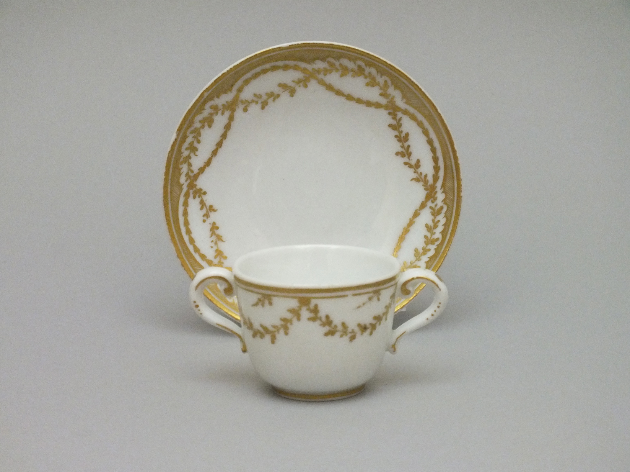 Vincennes (Seguin) - Porcelaine dure - Tasse à toilette - XVIIIe Siècle