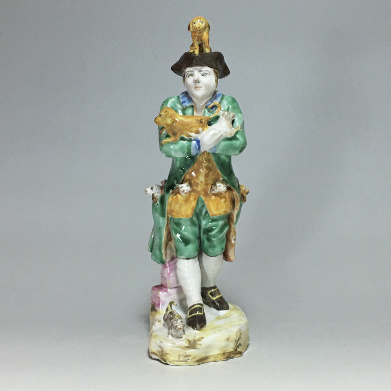 Sceaux - Rare statuette en faïence de Sceaux - XVIIIe siècle