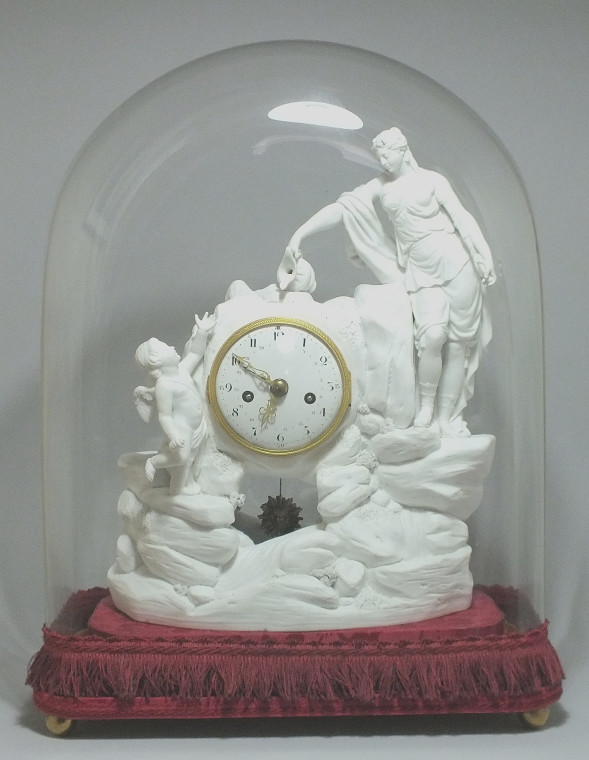 Paris - Pendule en Biscuit blanc - XVIIIe Siècle