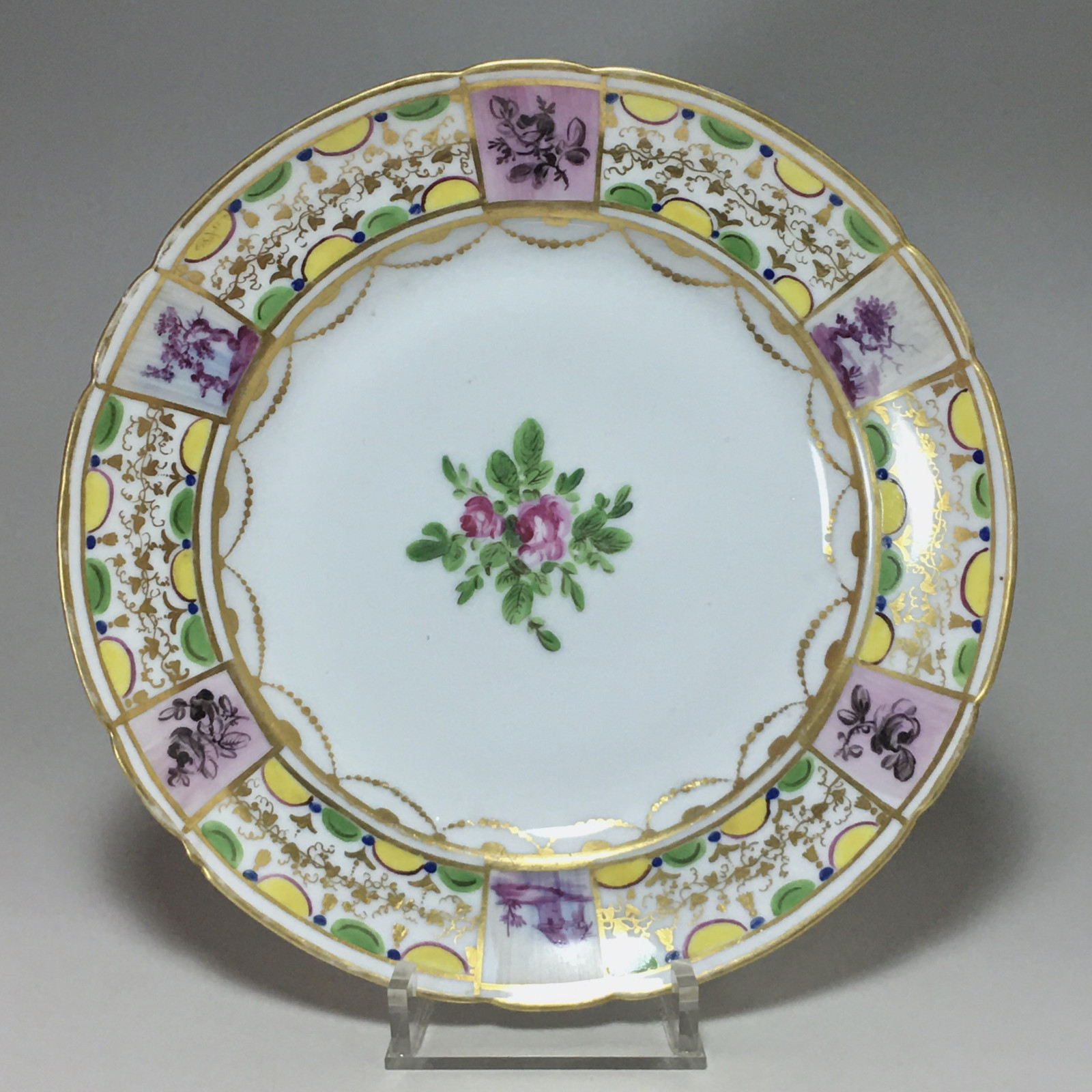 Paris – Assiette en porcelaine, Manufacture du Petit Carousel (3) – XVIIIe siècle