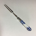 Rare petite fourchette en argent, manche en porcelaine tendre de Saint Cloud – XVIIIe siècle