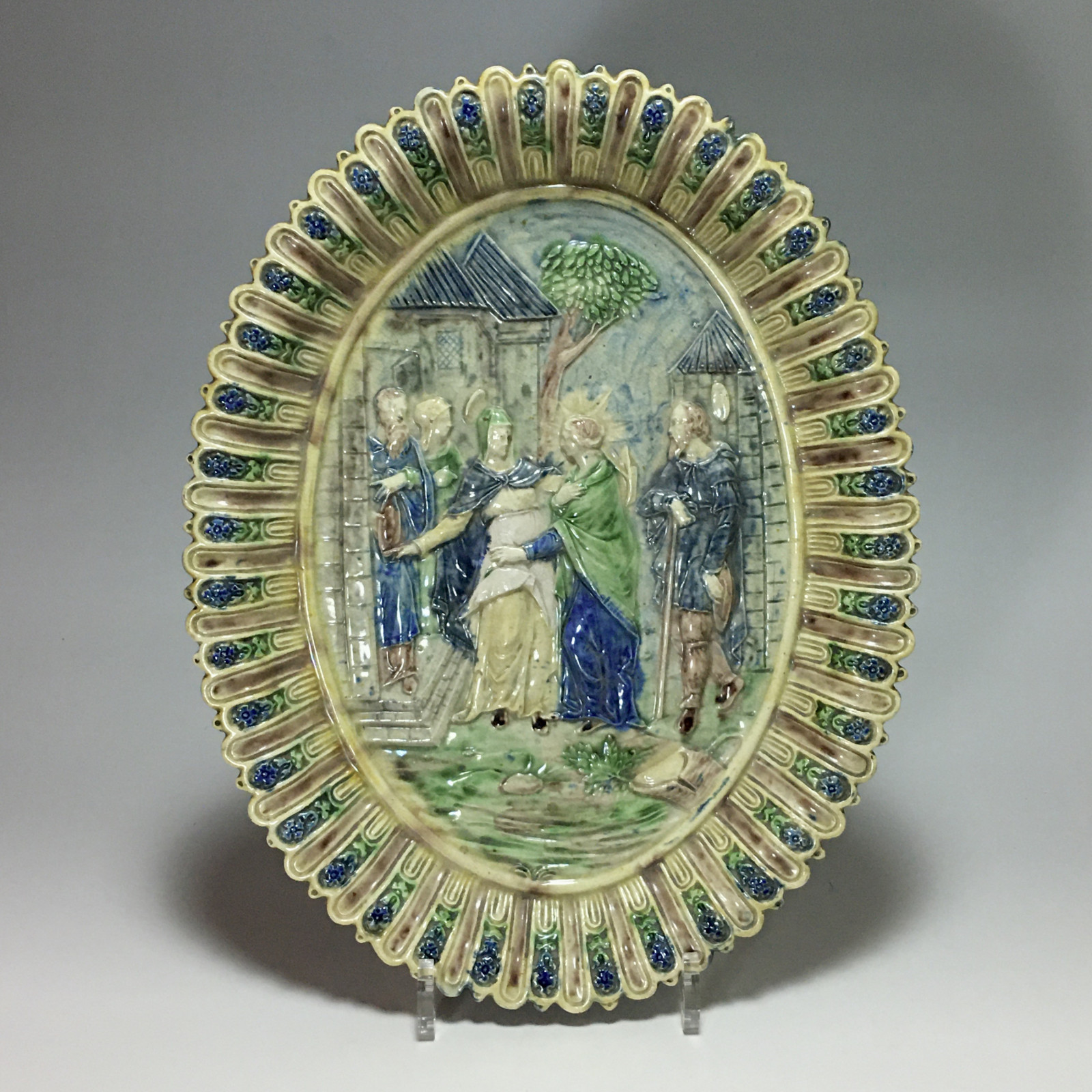 Paris school dish decorated with a religious scene - Nineteenth century