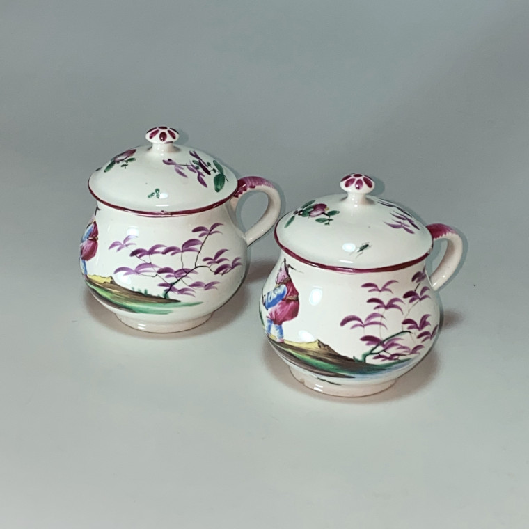 Lunéville - Pair of cream jars with Chinese decor - Eighteenth century