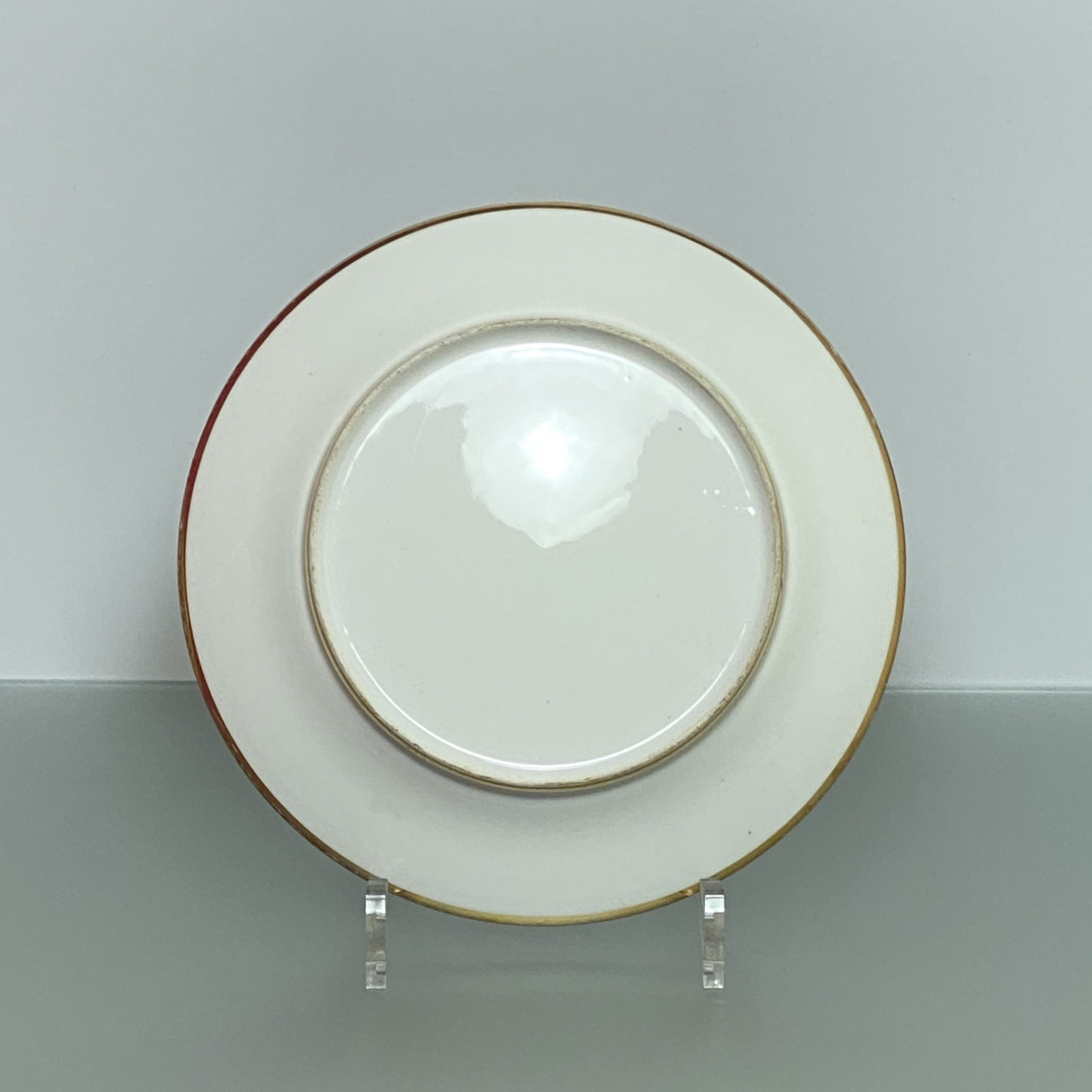 Paris – trois assiettes à décor botanique – Début du XIXe siècle