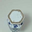 CHINA - Porcelain vase in hexagonal shape - KANGXI Period (1662 - 1722)