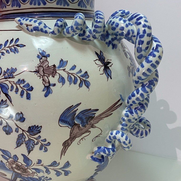 Montpellier – Fabrique Olliver - Grand vase de montre - Vers 1700