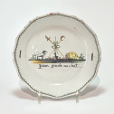 Nevers - Rare assiette à décor révolutionnaire - XVIIIe siècle