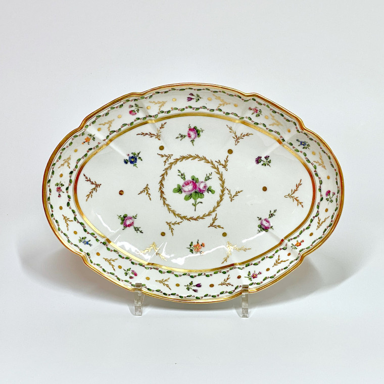 Manufacture du Duc d'Angoulême - Paire de plats en porcelaine - XVIIIe siècle