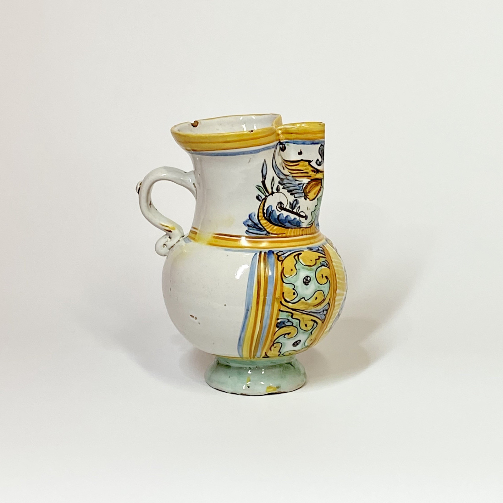 Deruta or Pesaro - Pitcher with pinched neck - Seventeenth century