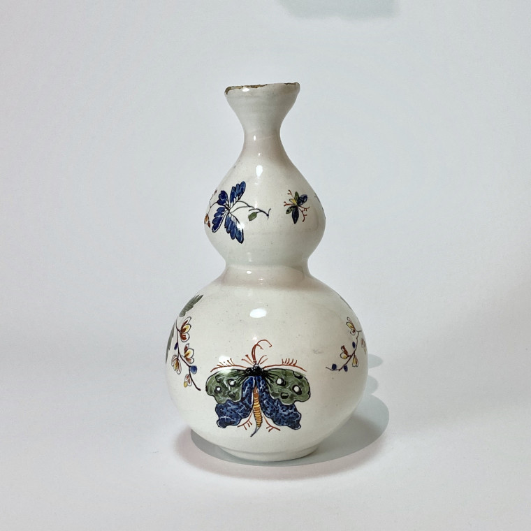 Lille - Earthenware bottle vase - Eighteenth century