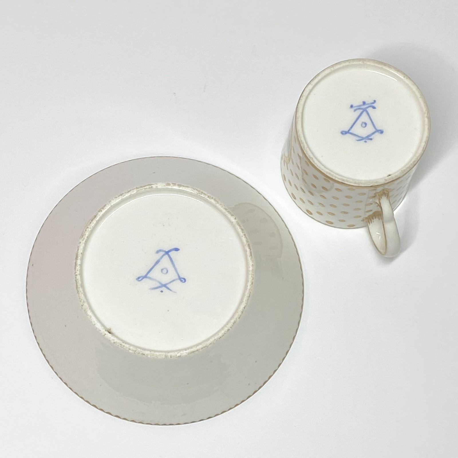 Soft Sèvres porcelain litron goblet - Eighteenth century