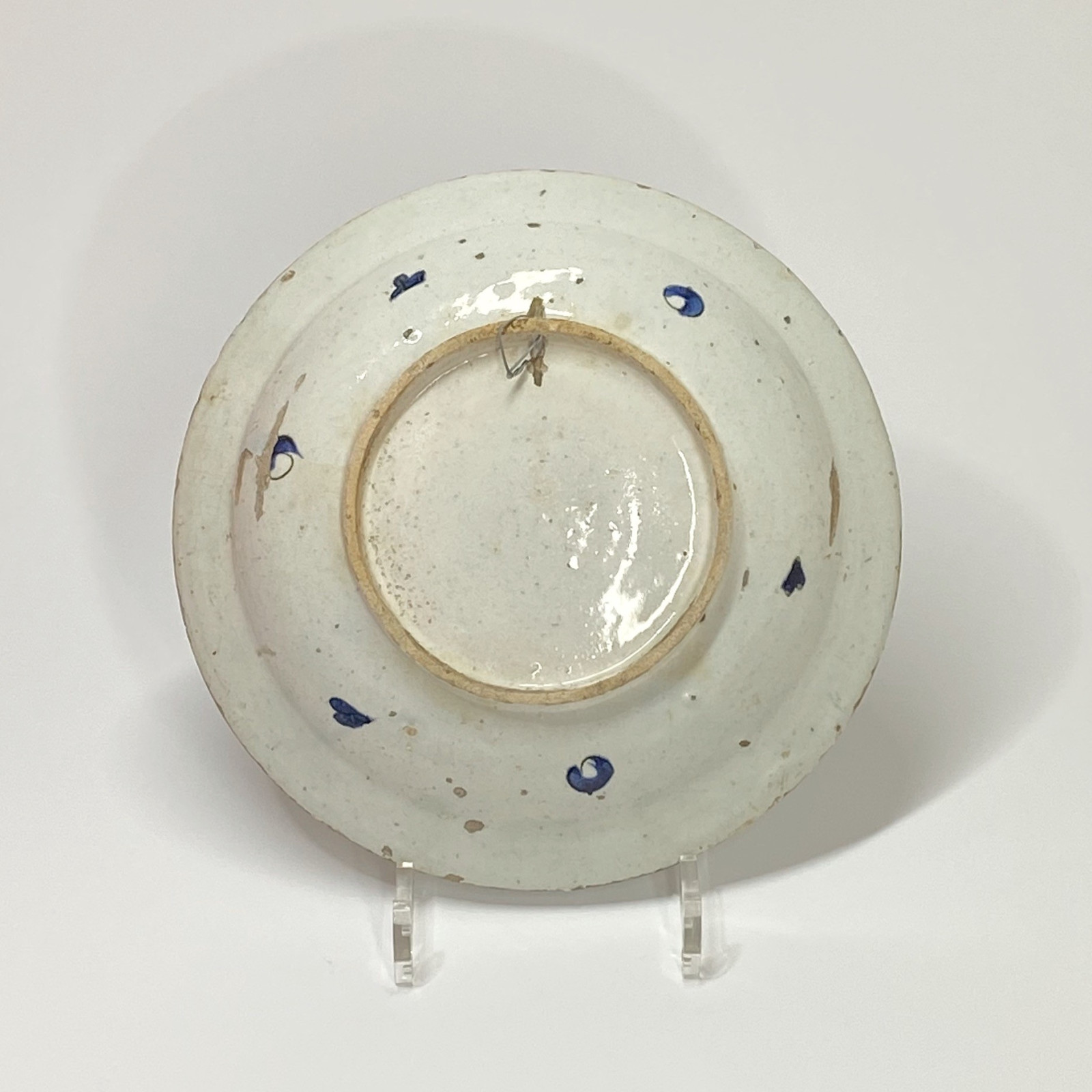 Iznik - Dish decorated with four mandorles - Seventeenth century