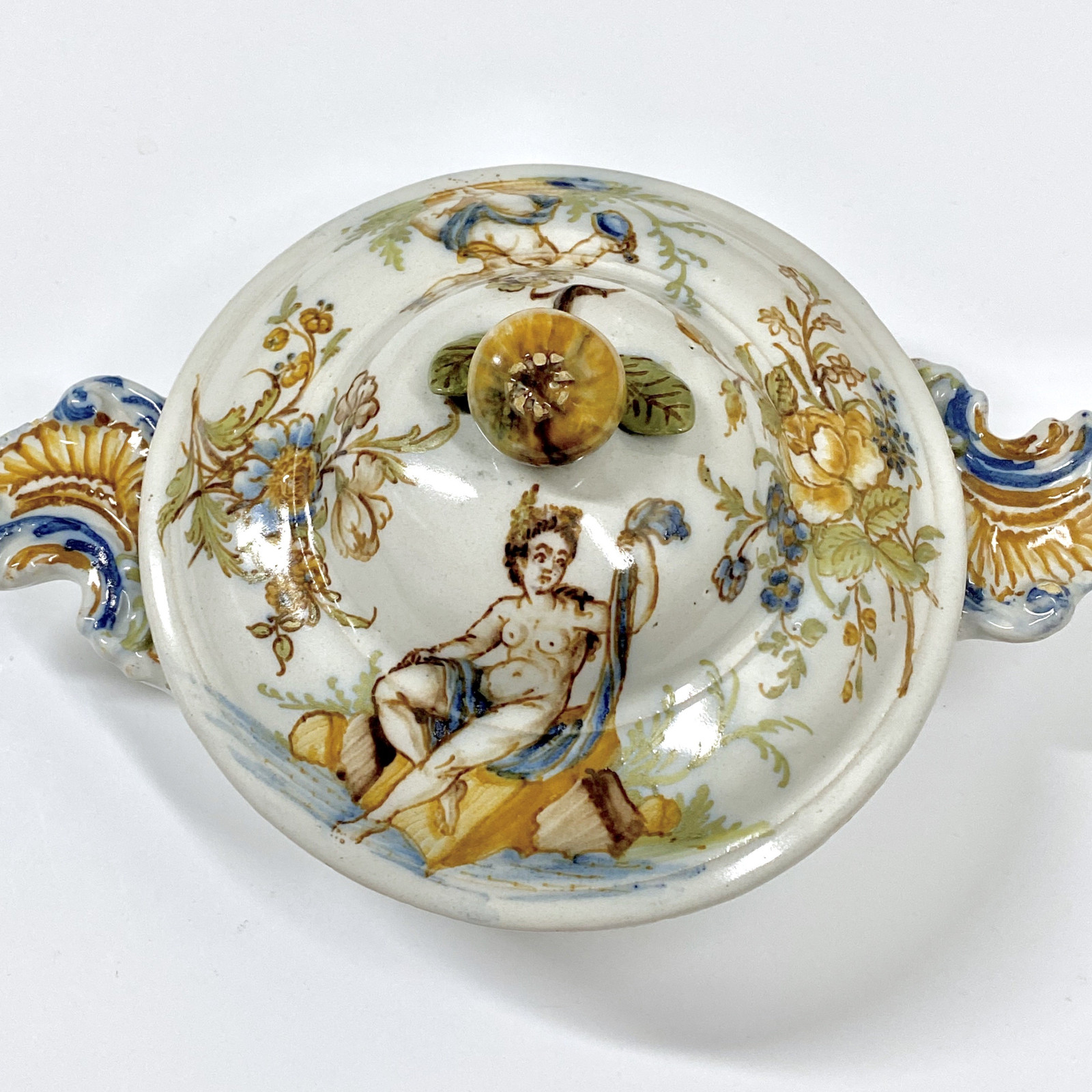 Lyon - Rare écuelle à bouillon - XVIIIe siècle