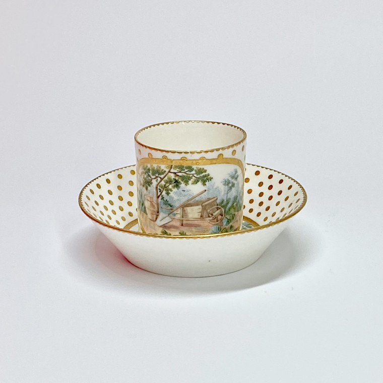 Soft Sèvres porcelain litron goblet - Eighteenth century