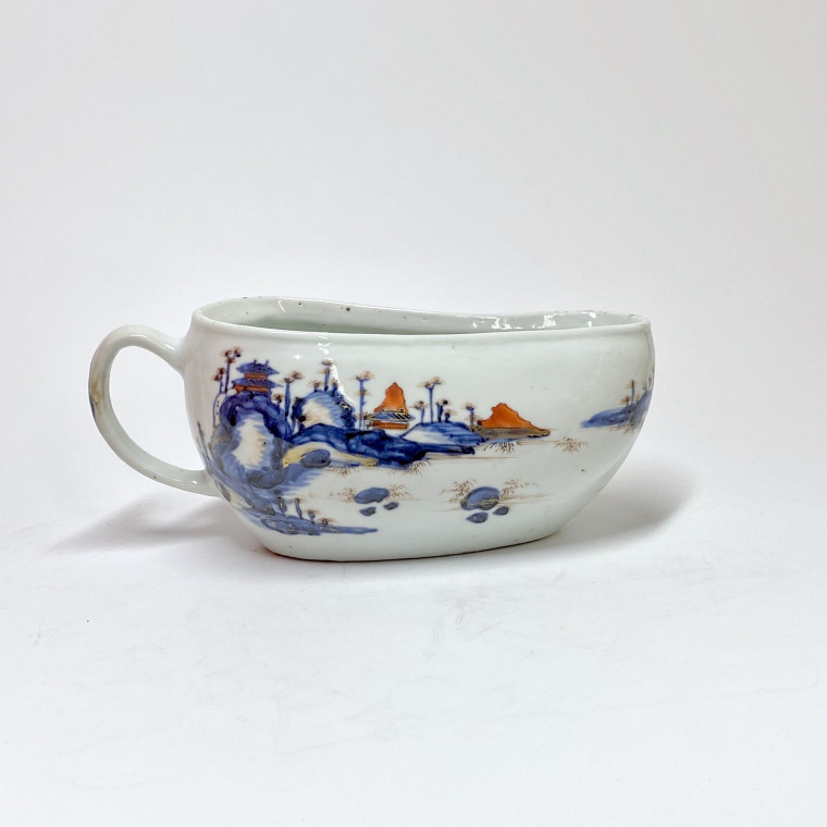 China - Compagnie des Indes - Boudalou with Imari decoration - Eighteenth century