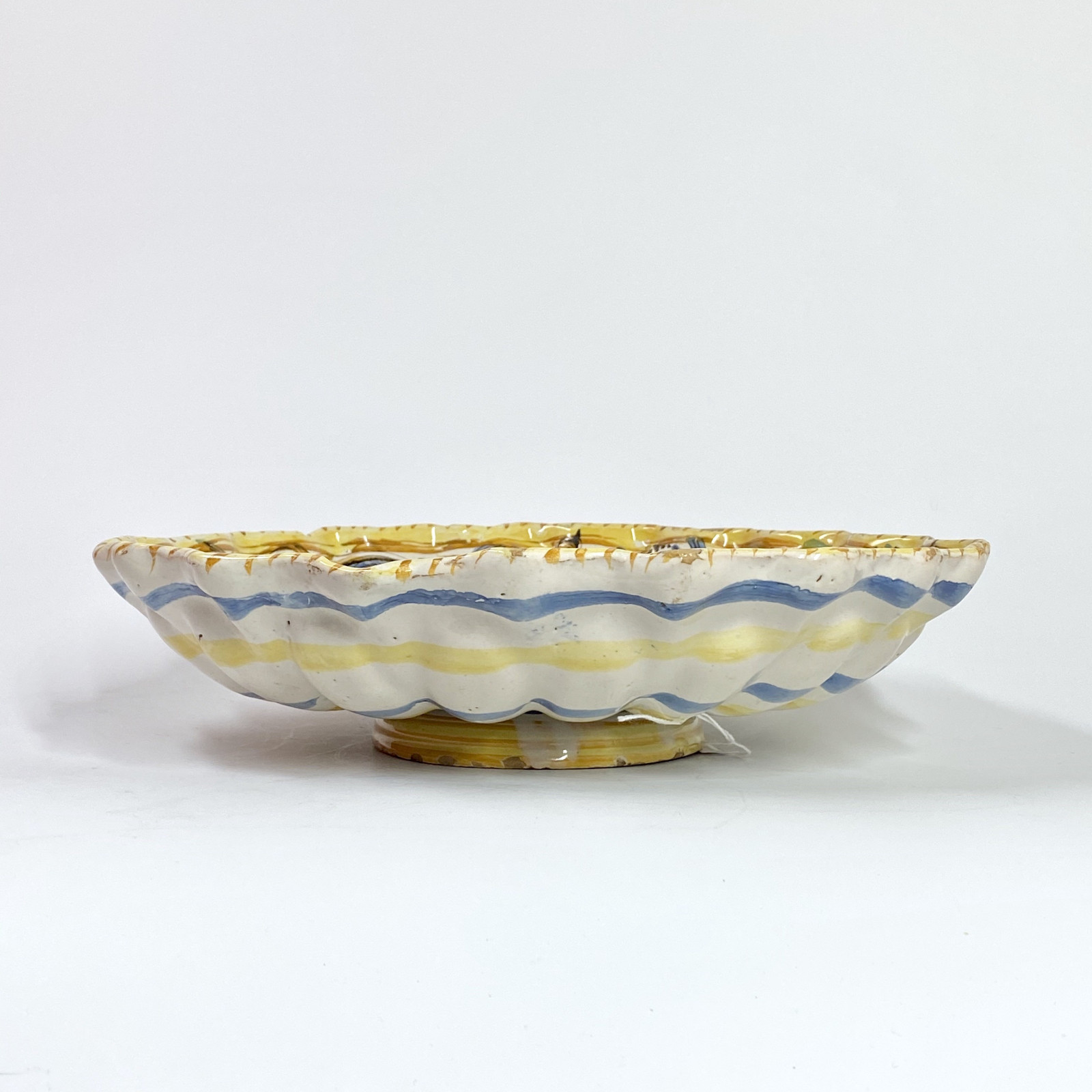 Crespina in majolica from Deruta - seventeenth century