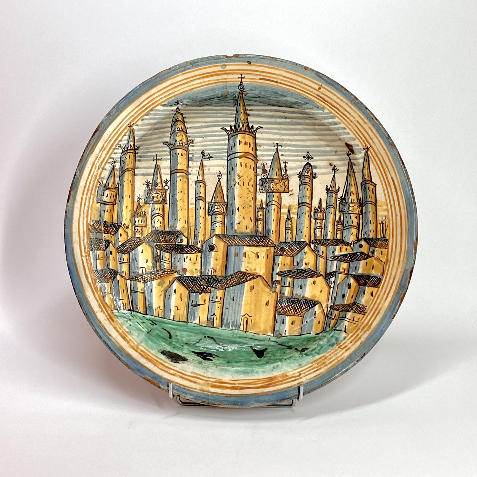 Montelupo - Exceptionnel grand plat figurant la ville de San Gimignano - XVIIe siècle