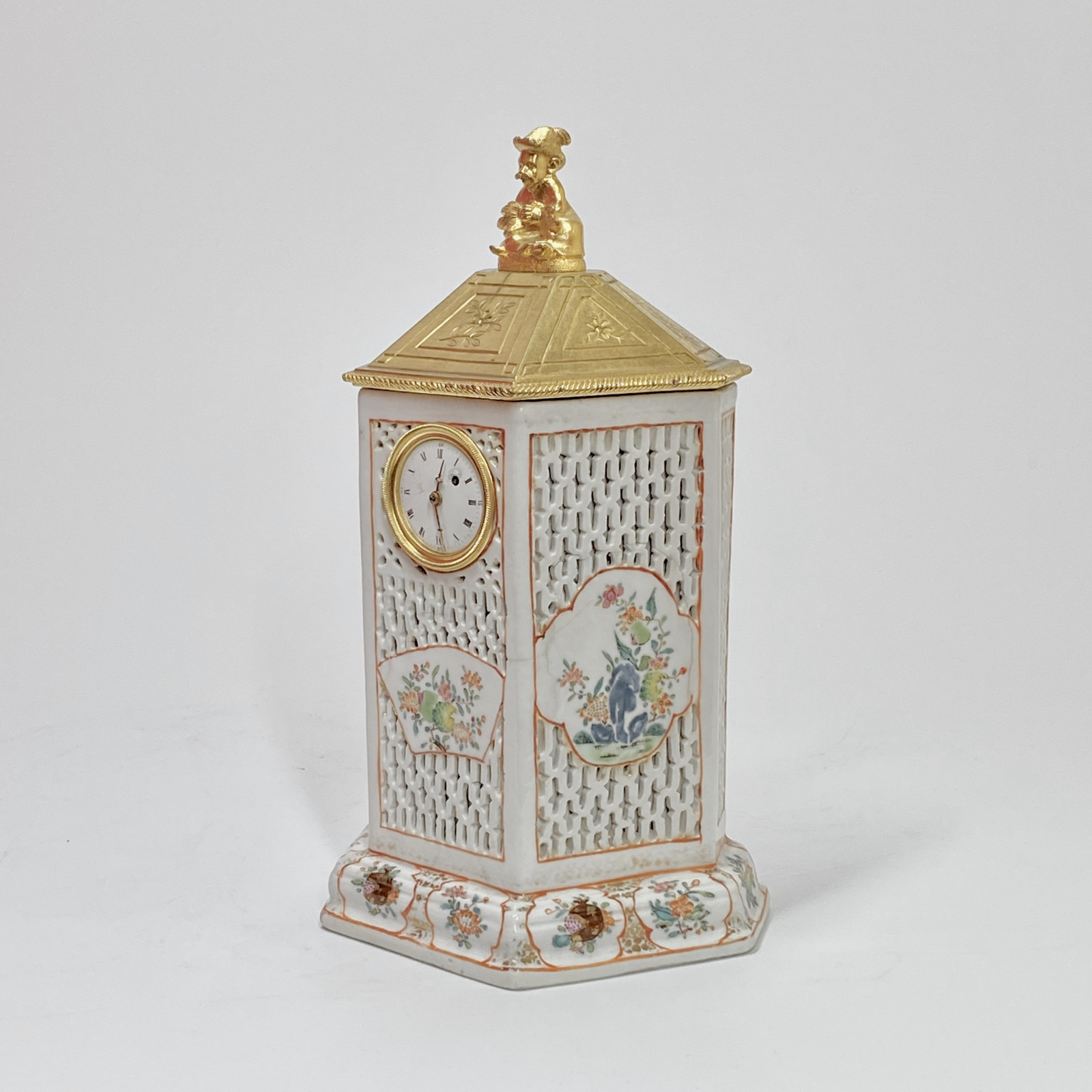 Chine - Petite pendule en porcelaine - Époque Qianlong (1736 - 1795)