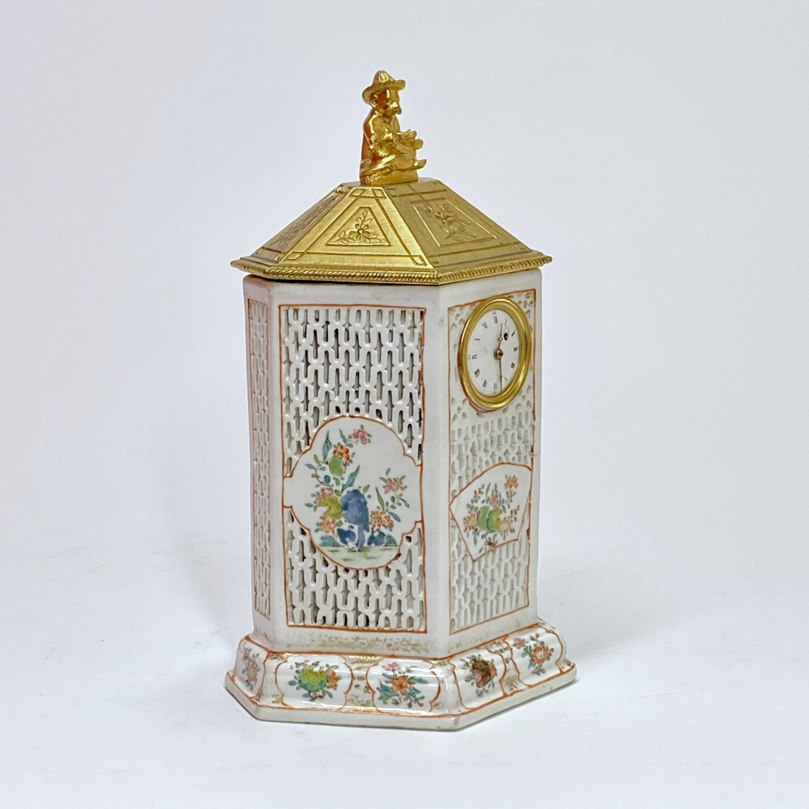 Chine - Petite pendule en porcelaine - Époque Qianlong (1736 - 1795)