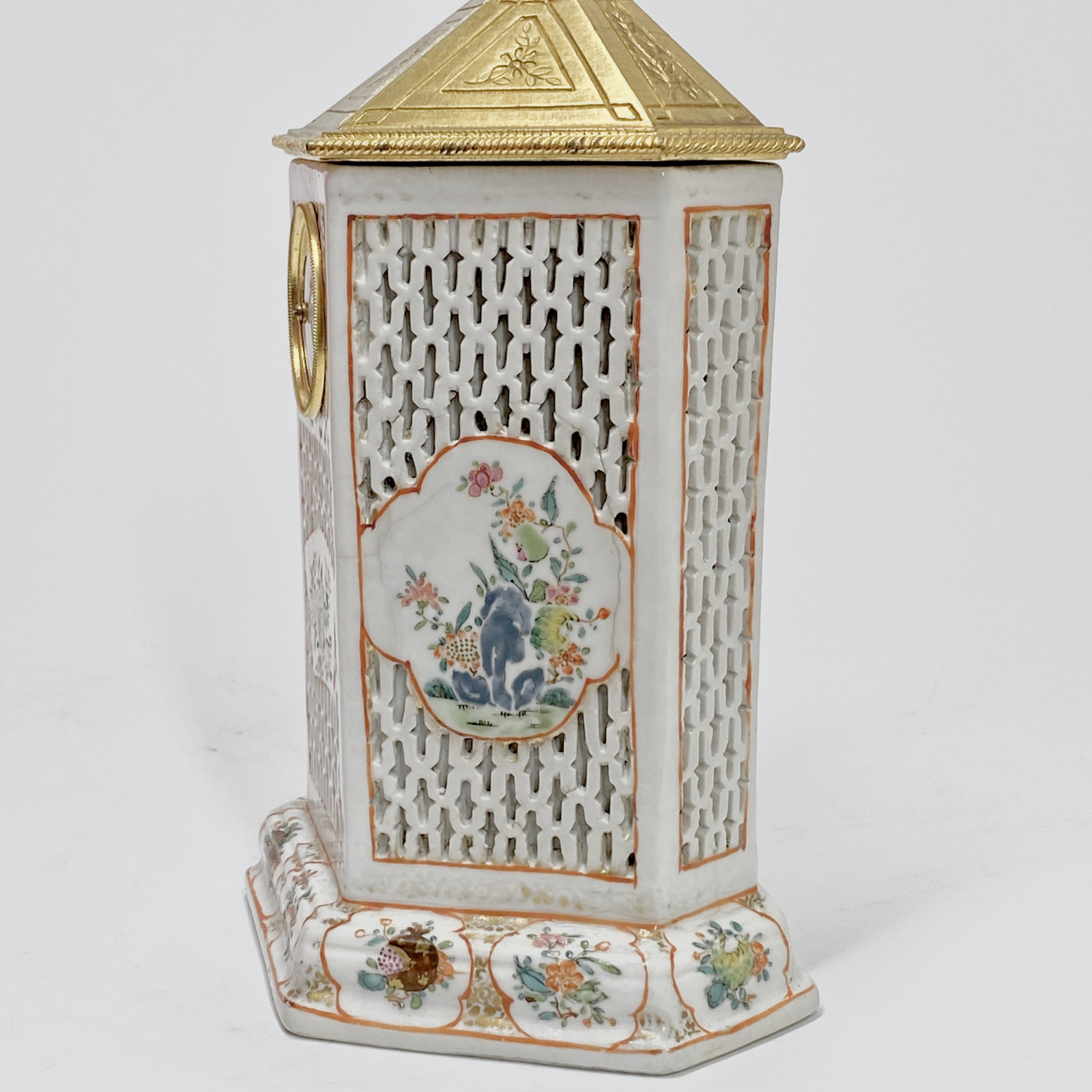 Chine - Petite pendule en porcelaine - Époque Qianlong (1736 - 1795)
