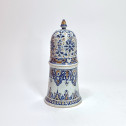 Sugar caster in Rouen earthenware with blue and red decoration - Early eighteenth century