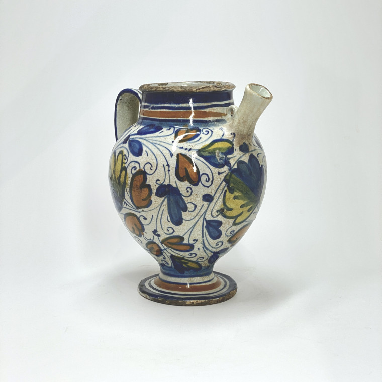 Chevrette in majolica from Lyon - End of the 16th Century