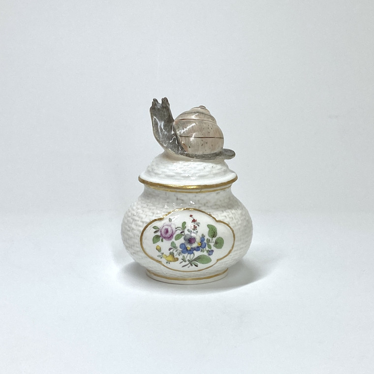 Vienne - Pot à créme en porcelaine - XVIIIe siècle