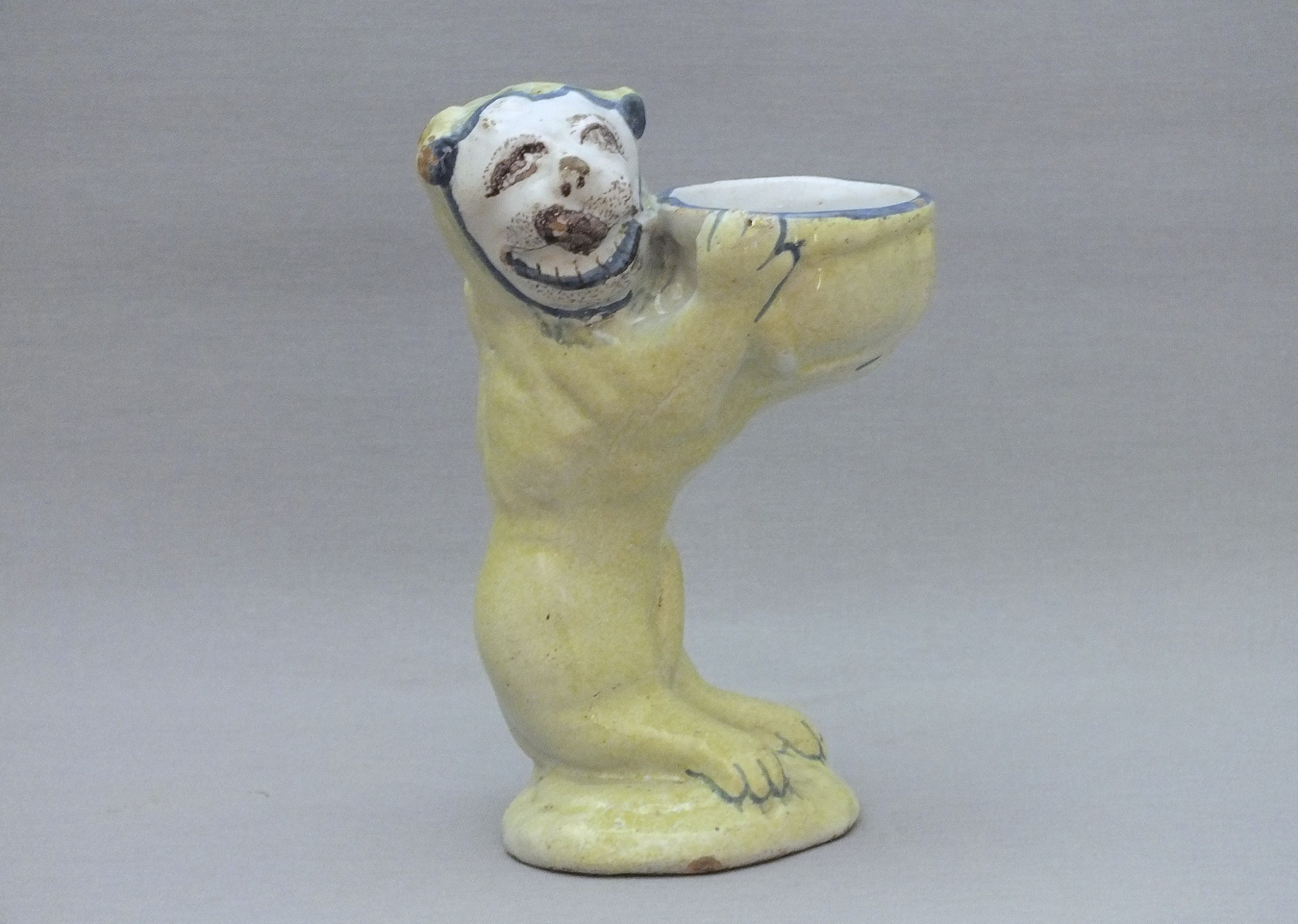Wrisberg Holzen (Germany) - Lion forming saleron - Eighteenth Century