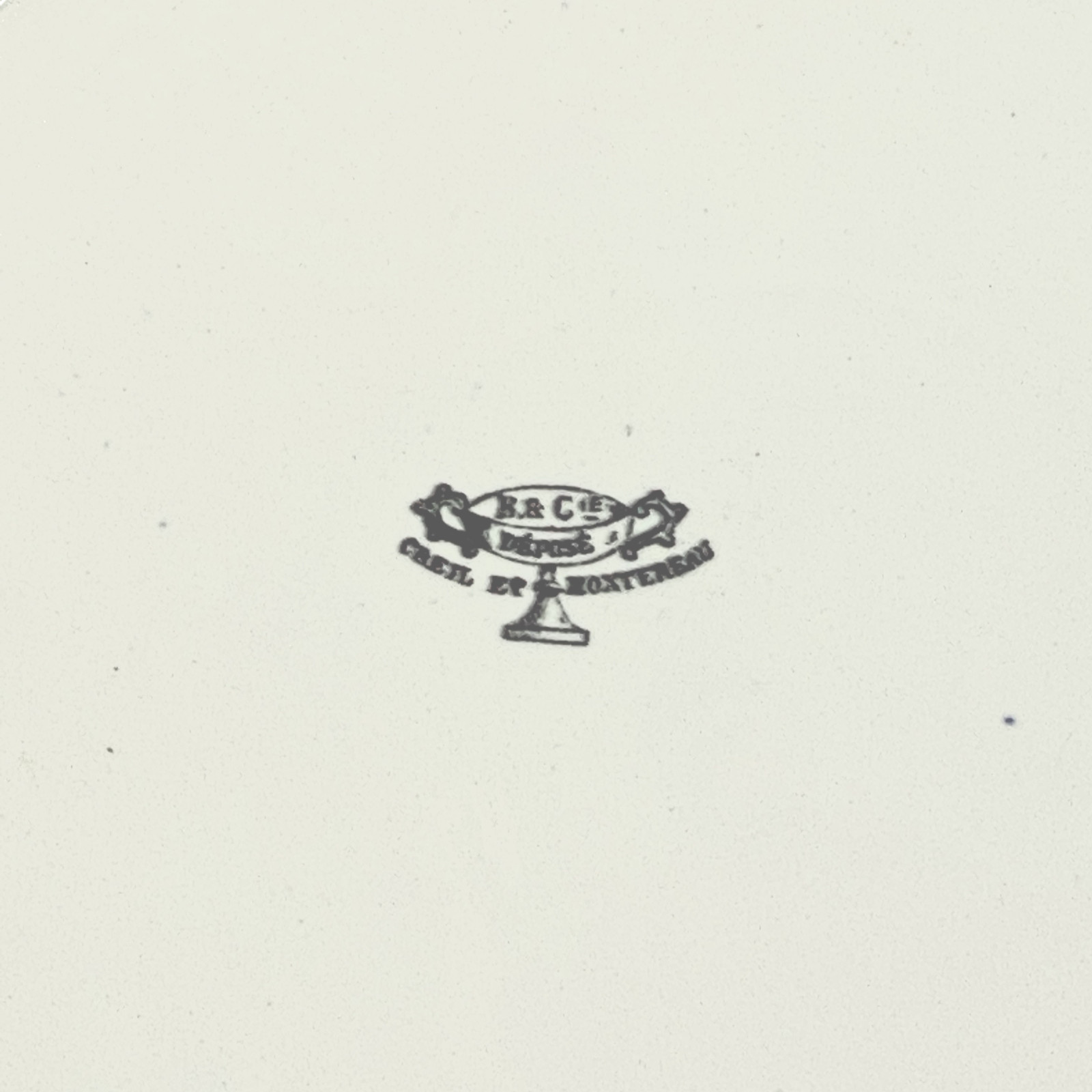 Plat aux cartes à jouer - Creil et Montereau - XIXe siècle