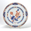 Chine - Plat à décor imari aux papillons - Époque Qianlong (1736-1795)