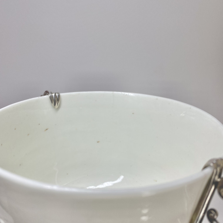 Saint-Cloud - Pot couvert monté en argent - XVIIIe siècle