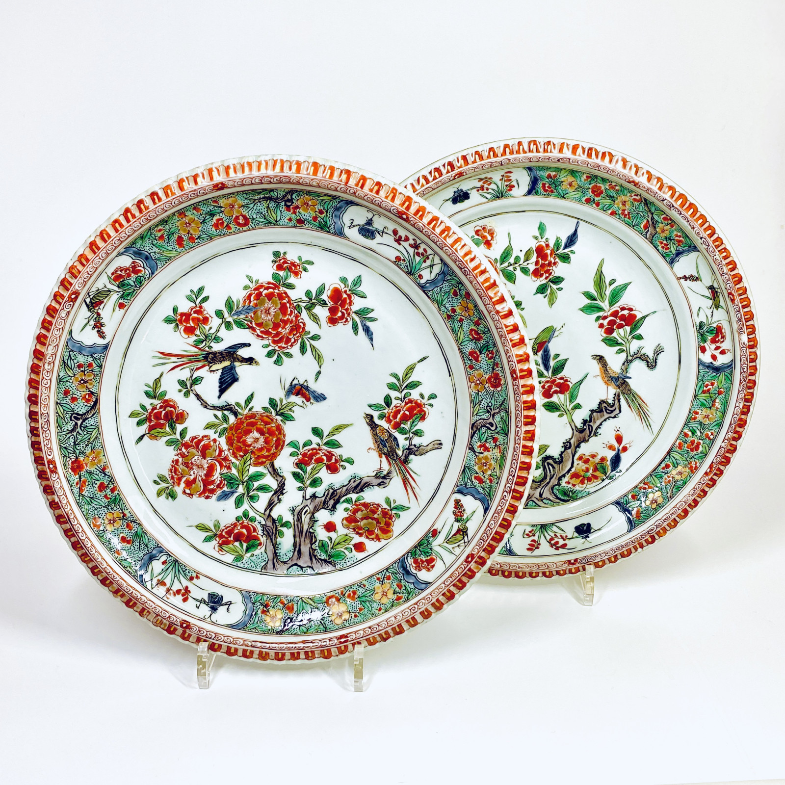 Chine - Paire de plats de la famille verte - Époque Kangxi (1662-1722)